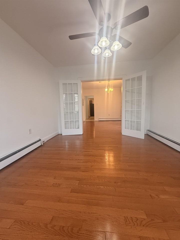 220 Summit Ave #1 - Photo 6 of 18