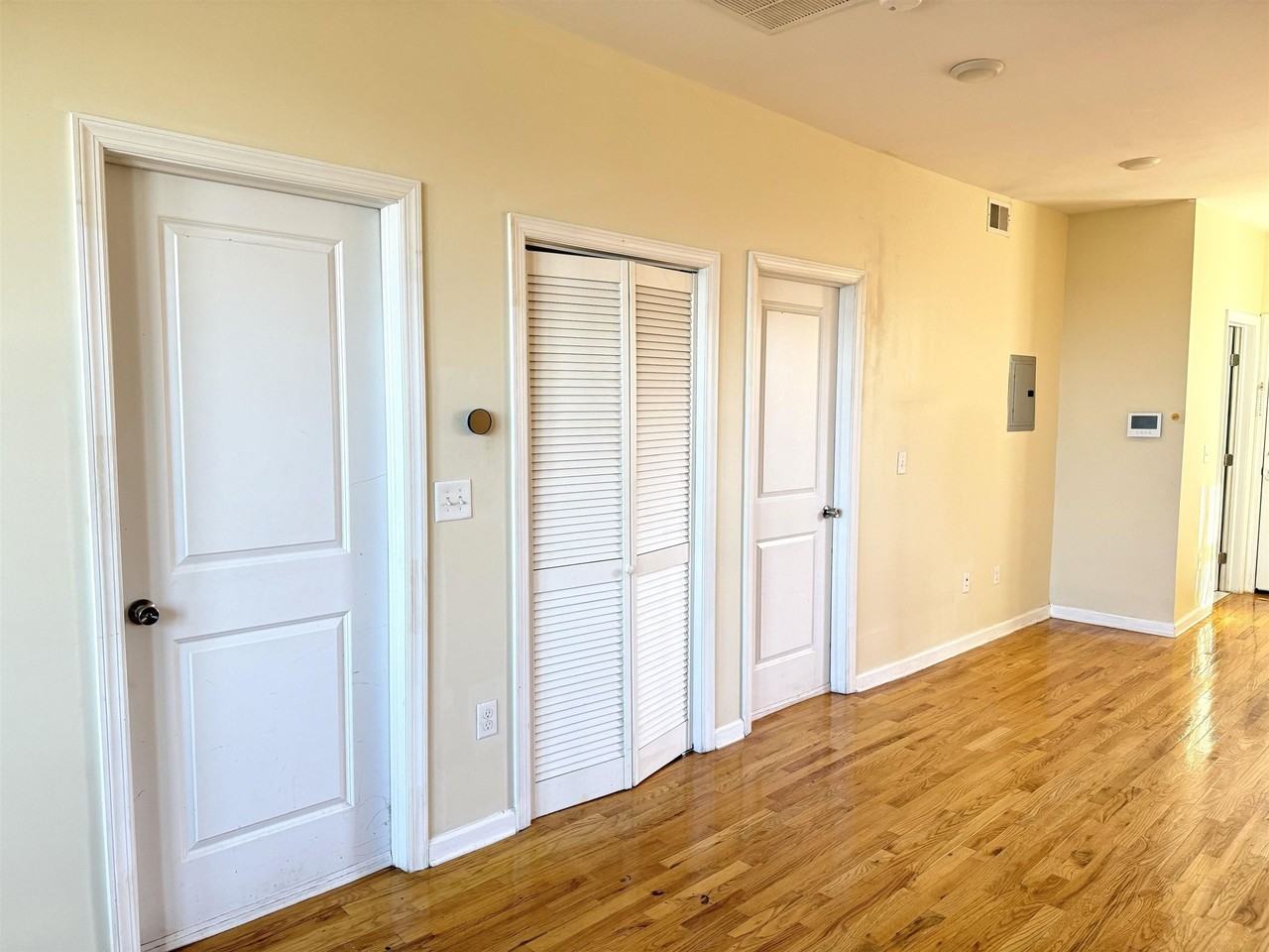 3236 John F Kennedy Blvd #5 - Photo 4 of 20