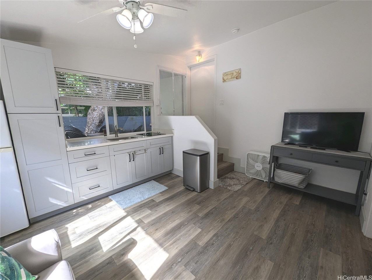 621 Auwai St Apt A #A - Photo 5 of 12