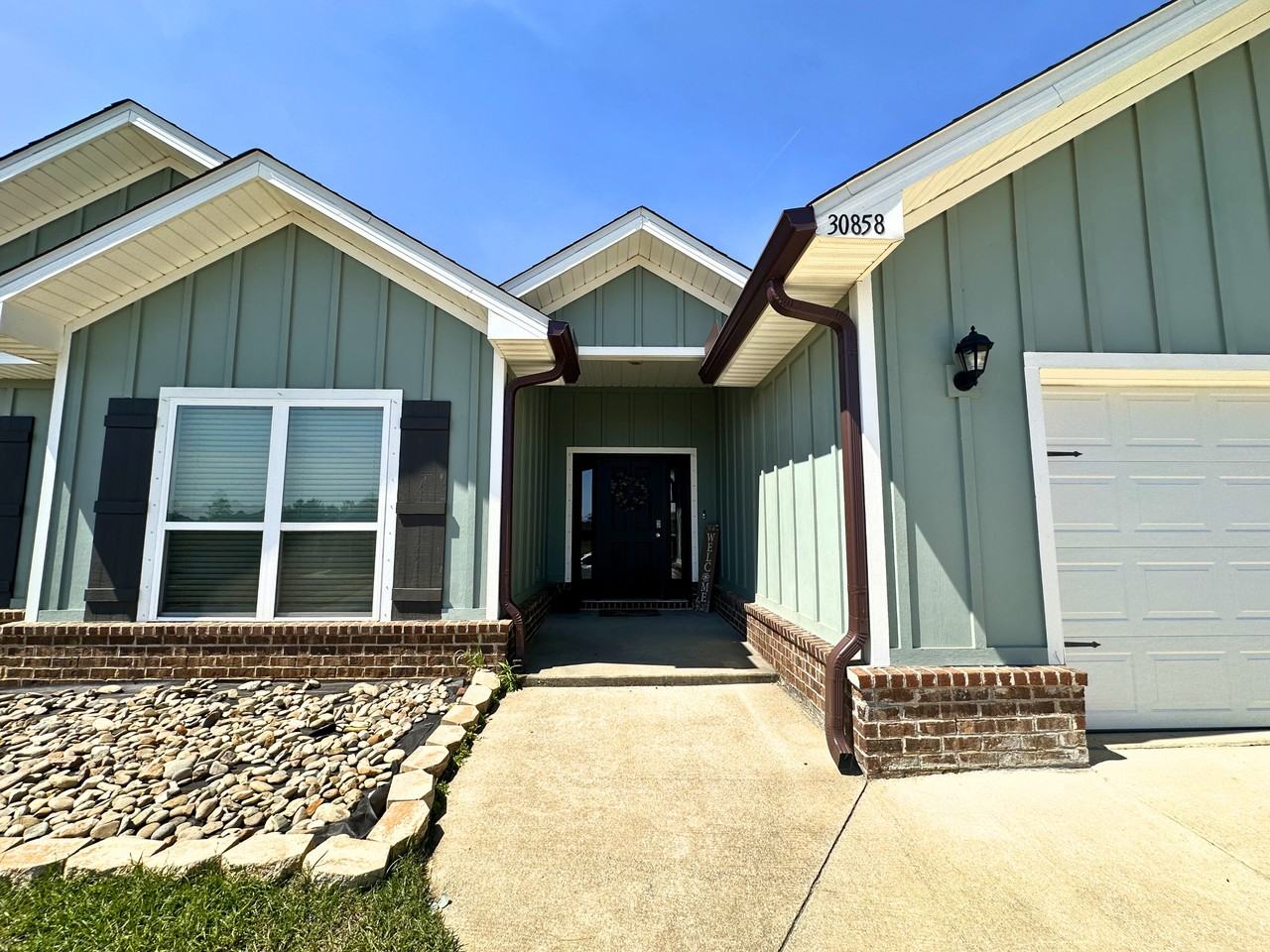 30858 Semper Dr - Photo 2 of 31