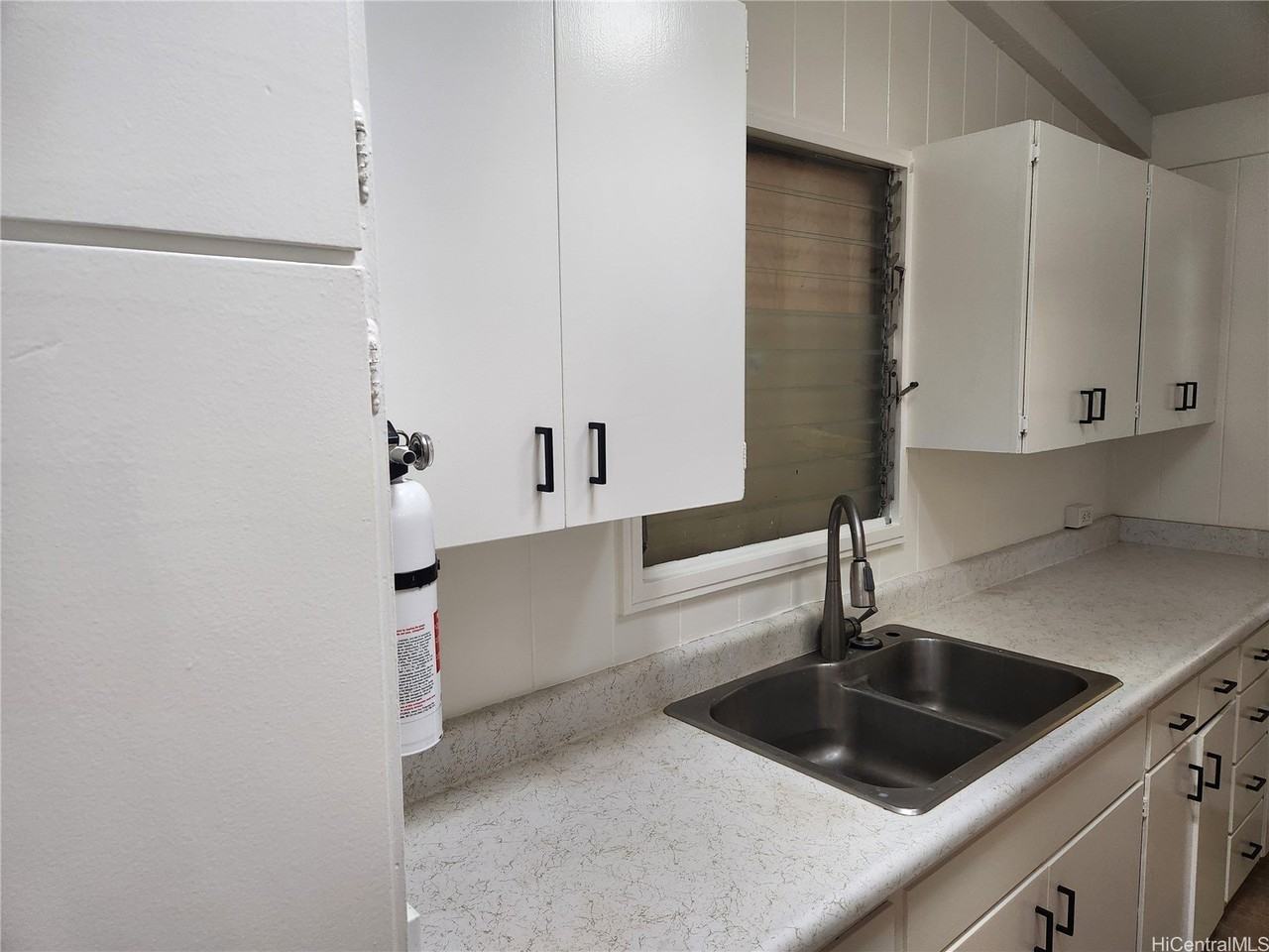 99-579 Ulune Street unit: Front - Photo 3 of 13