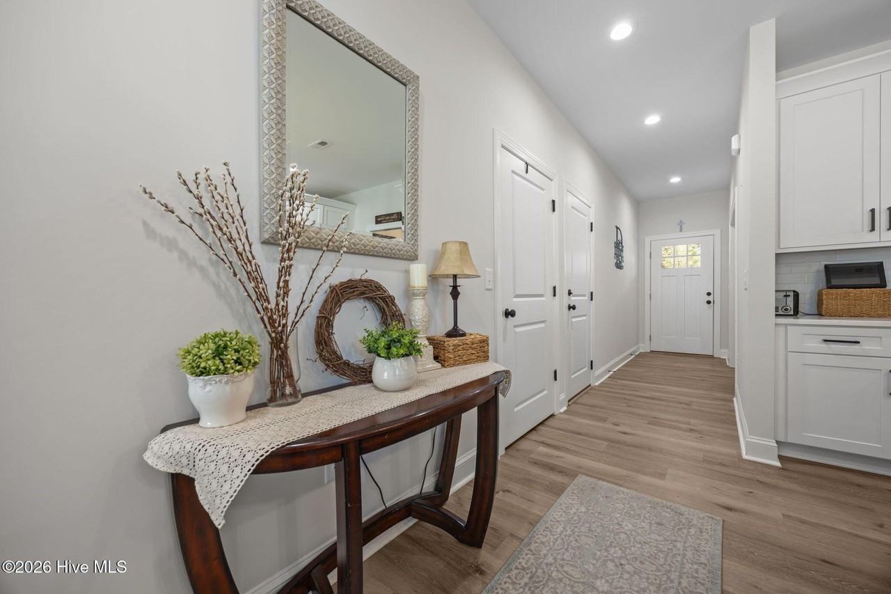 346 Gun Club Dr - Photo 3 of 50