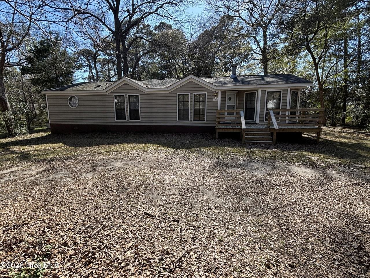 649 Beachwood Dr Se - Photo 2 of 20