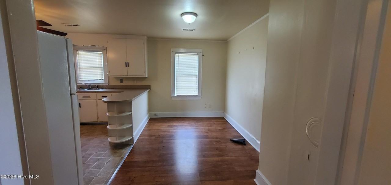 111 Merriwood Ave - Photo 4 of 13