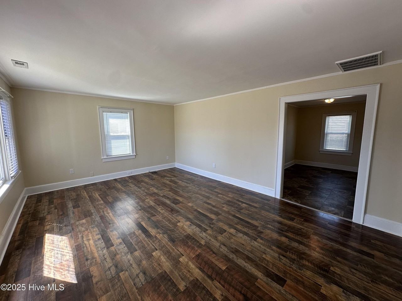 109 Merriwood Ave - Photo 2 of 9