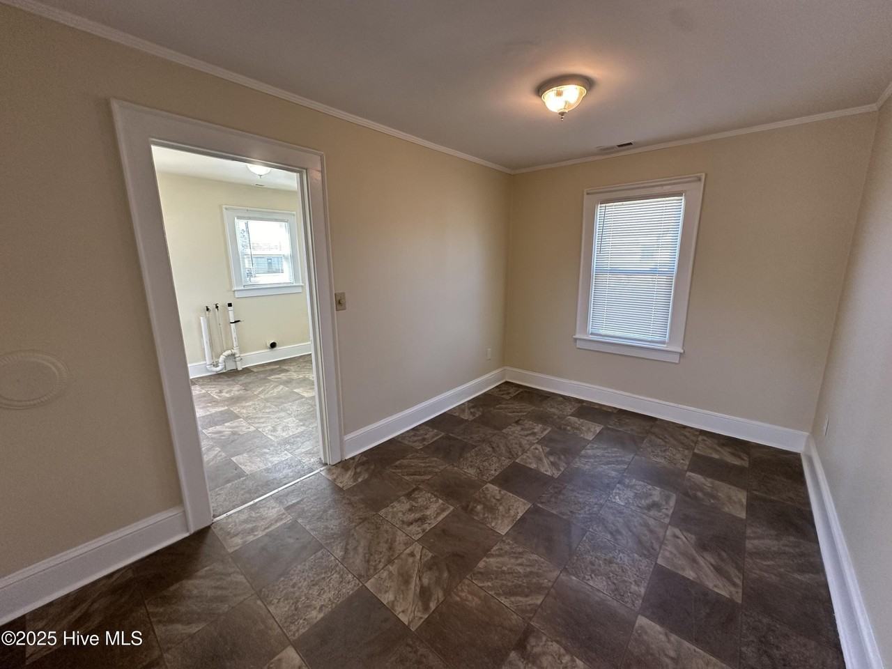 109 Merriwood Ave - Photo 5 of 9