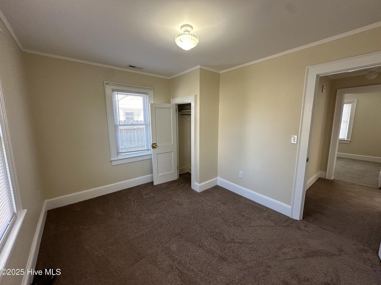 109 Merriwood Ave - Photo 7 of 9