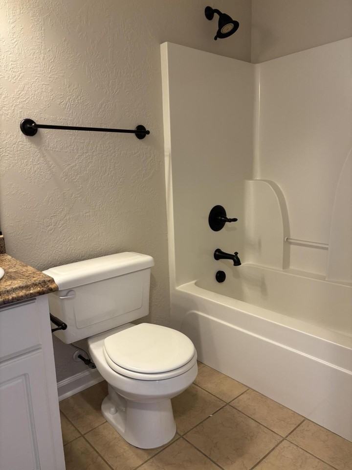 108 Village Run - Photo 4 of 12