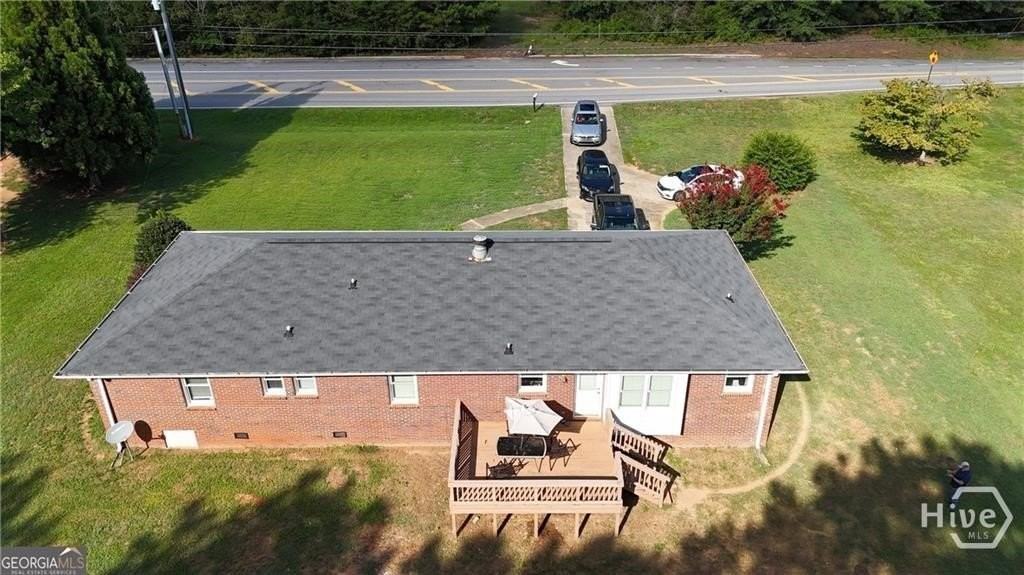 1051 Jimmy Daniel Rd - Photo 3 of 18