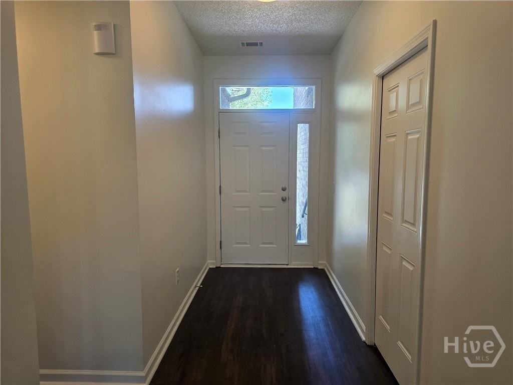 434 Roberts Way - Photo 2 of 31