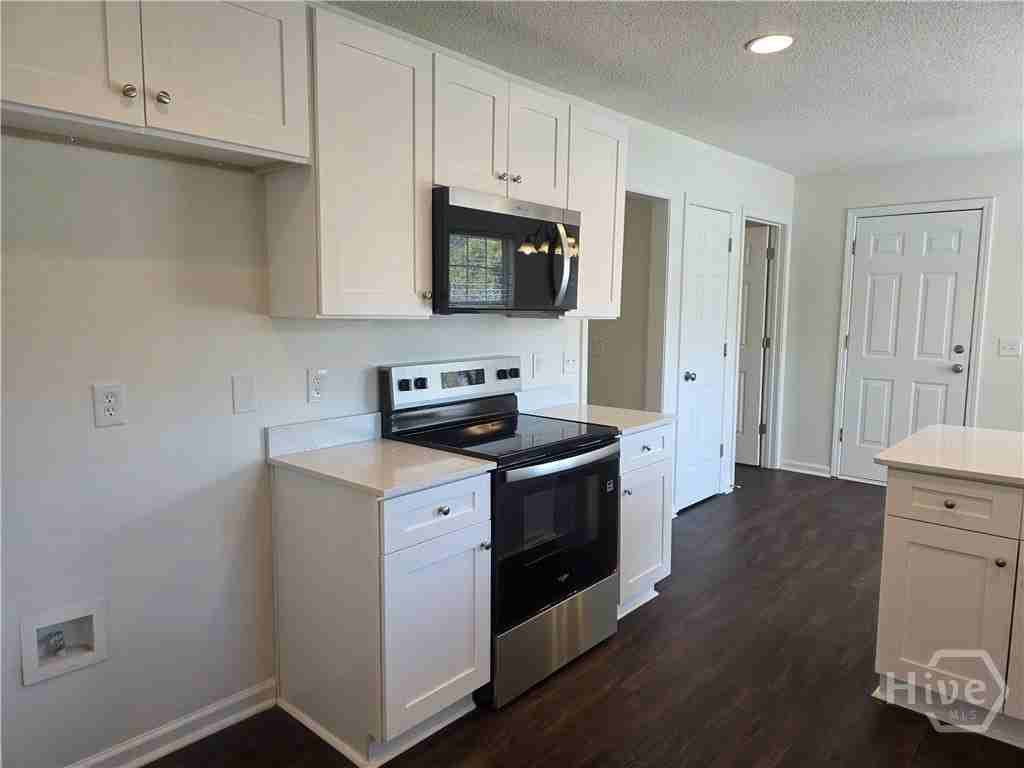 434 Roberts Way - Photo 7 of 31