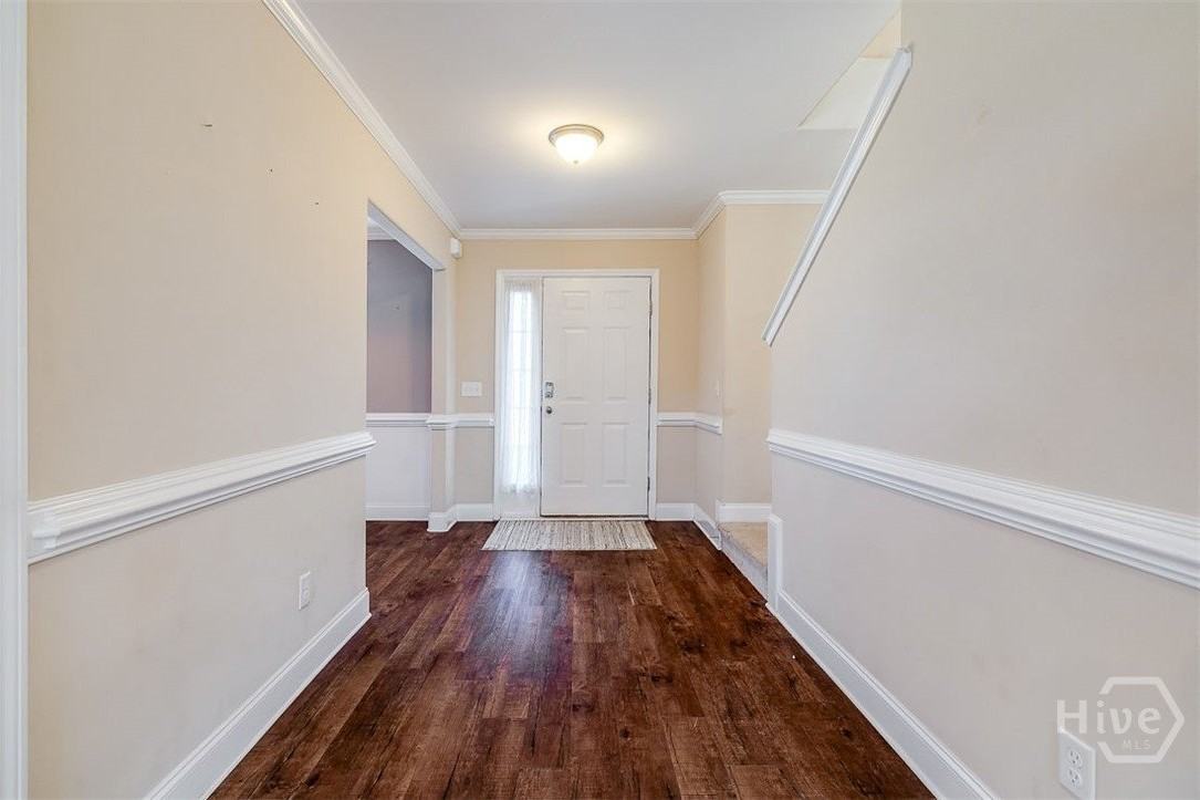 106 Springcreek Ln - Photo 4 of 39