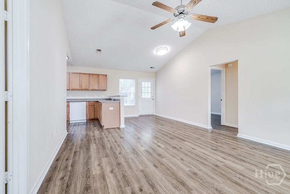 106 Pine Thicket Way - Photo 5 of 29