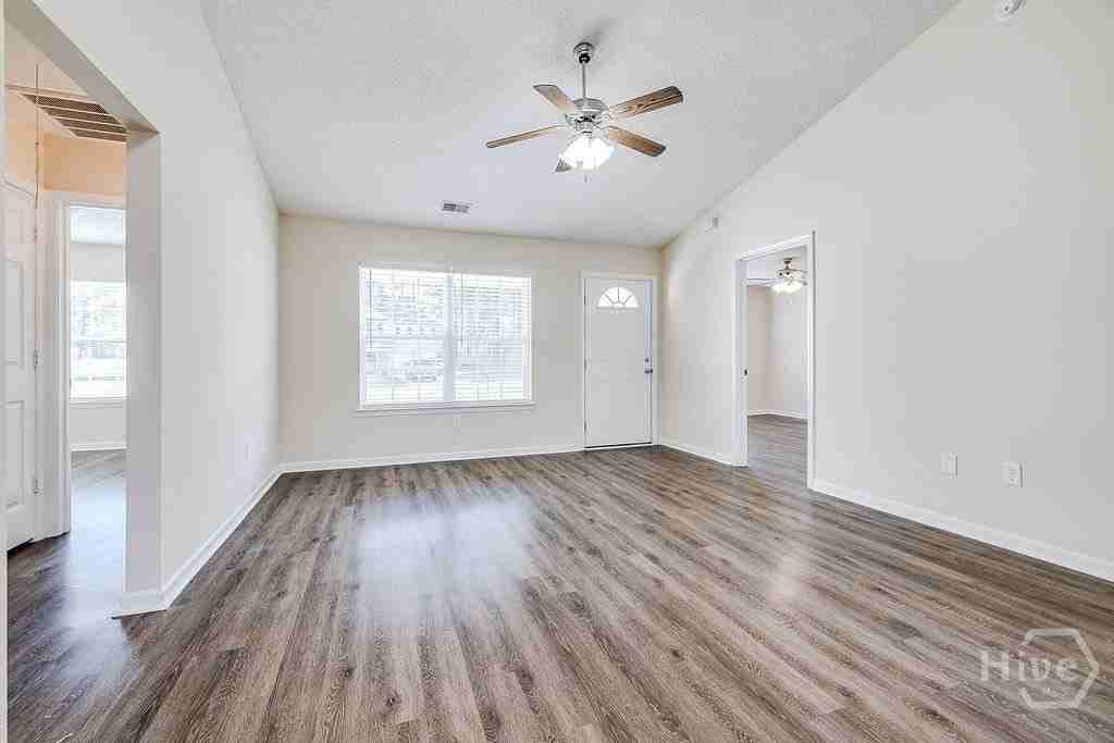 106 Pine Thicket Way - Photo 7 of 29