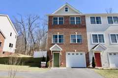 2222 Deyerle Ave - Photo 1 of 1