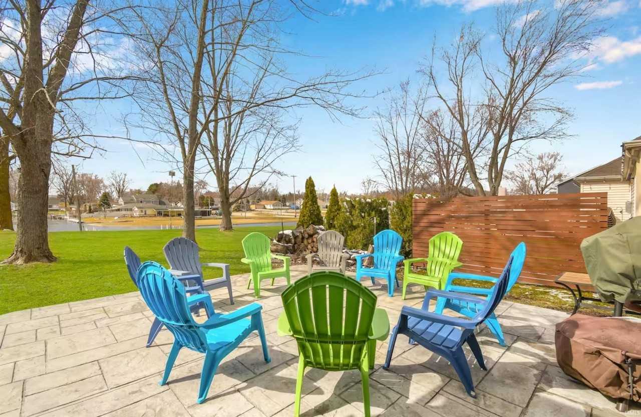 9821 N Marine Key Dr - Photo 4 of 32