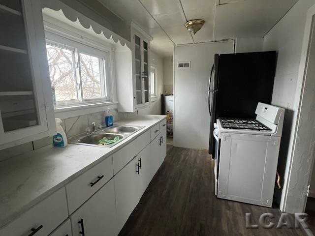 215 N Broad St #2 - Photo 7 of 8