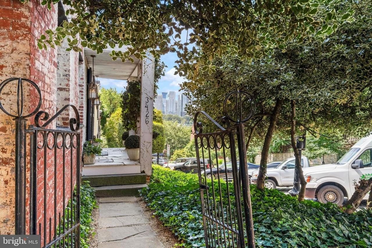 3426 Prospect St Nw - Photo 5 of 44