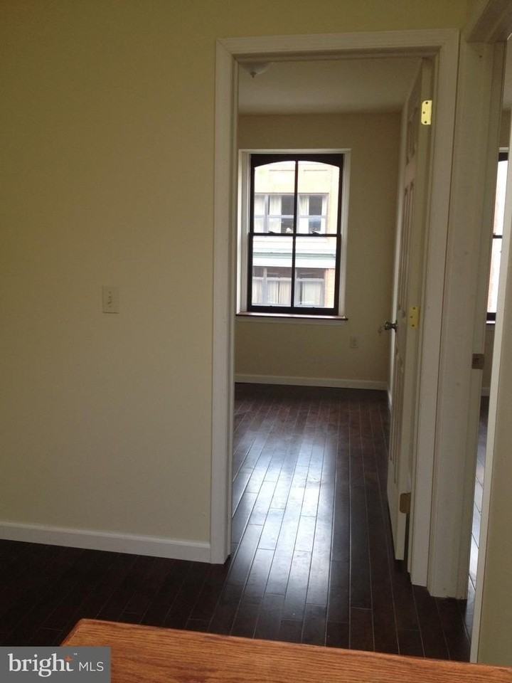 228 Arch St - Photo 2 of 8