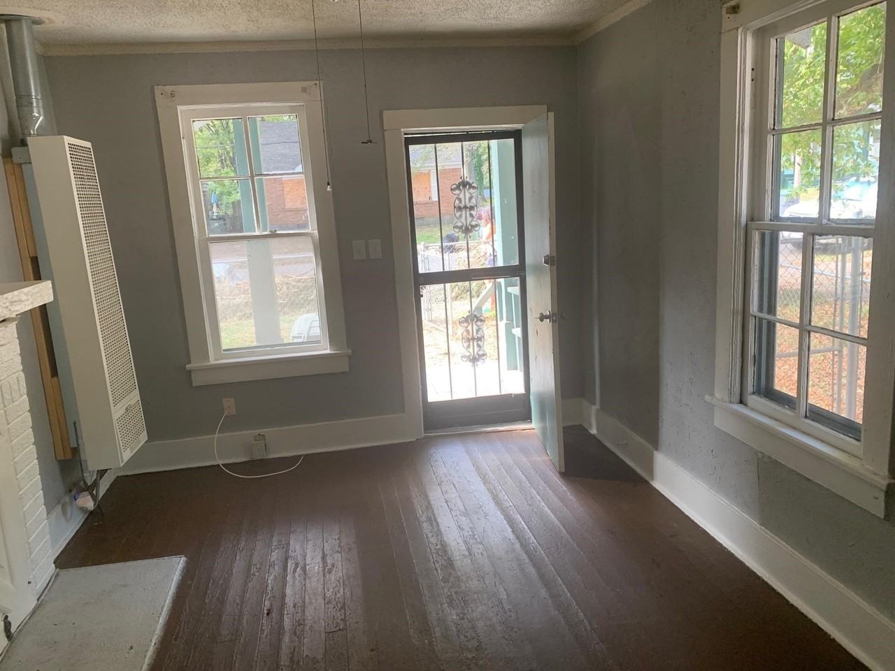 3578 Vernon Ave - Photo 7 of 9