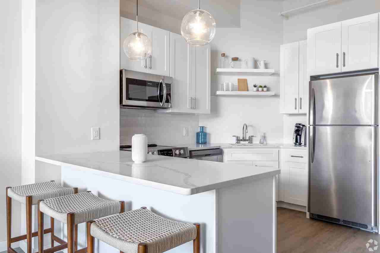 Luckey Platt - Photo 2 of 50