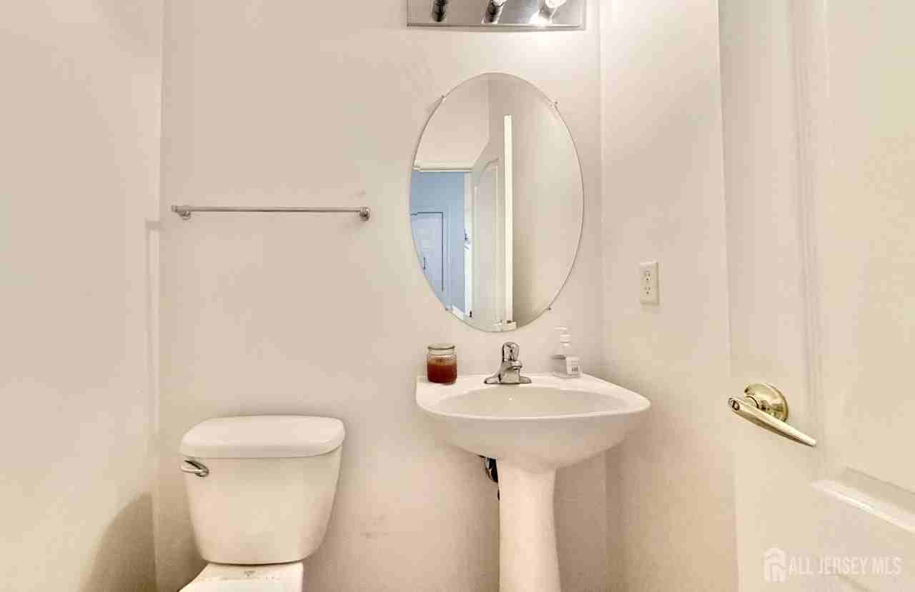 406 Birch Ct - Photo 7 of 15