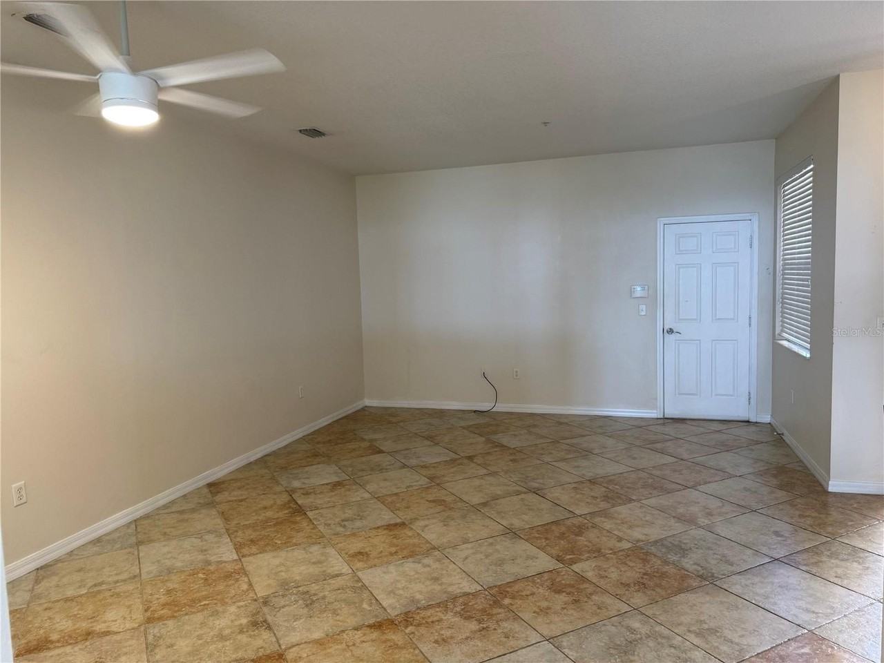 4309 Via Piedra Cir #6-103 - Photo 5 of 22