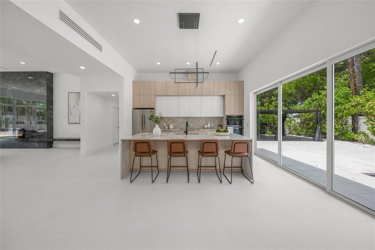 3500 Bay Shore Rd - Photo 5 of 50