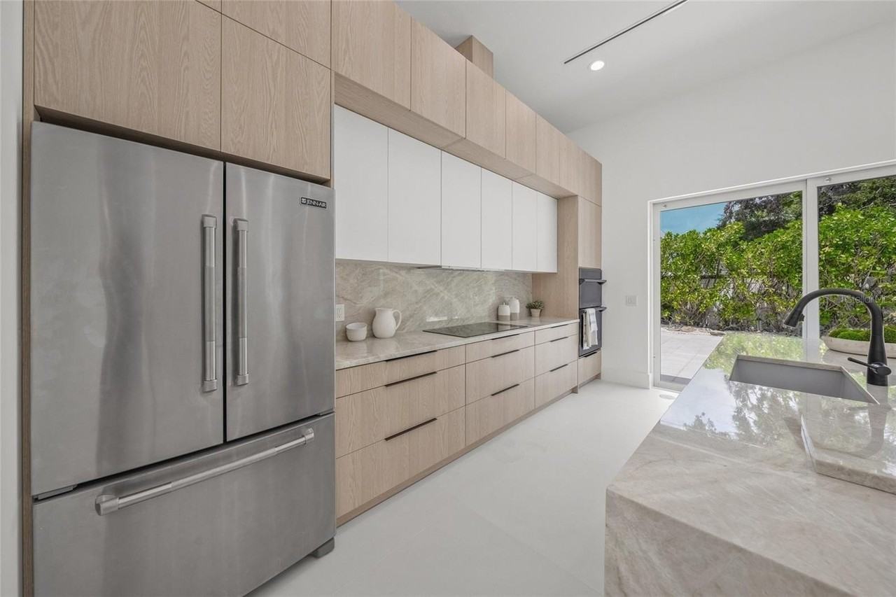 3500 Bay Shore Rd - Photo 7 of 50