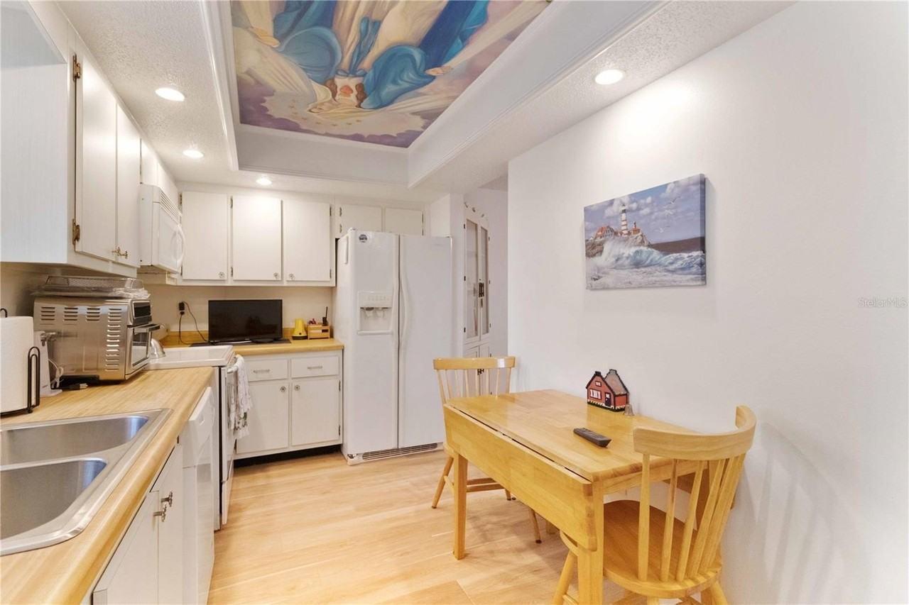 6215 Green View Cir #74 - Photo 7 of 29