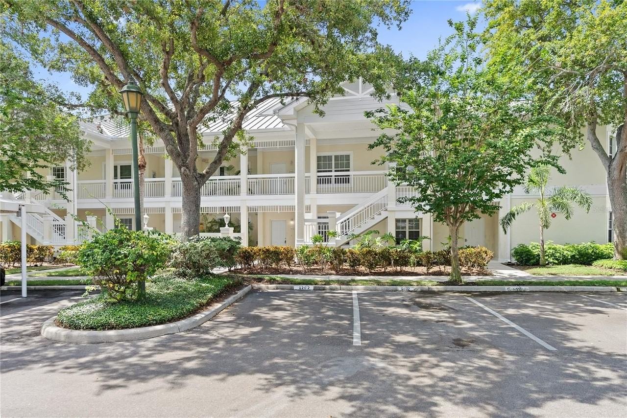 3702 54th Dr W #102 - Photo 2 of 36