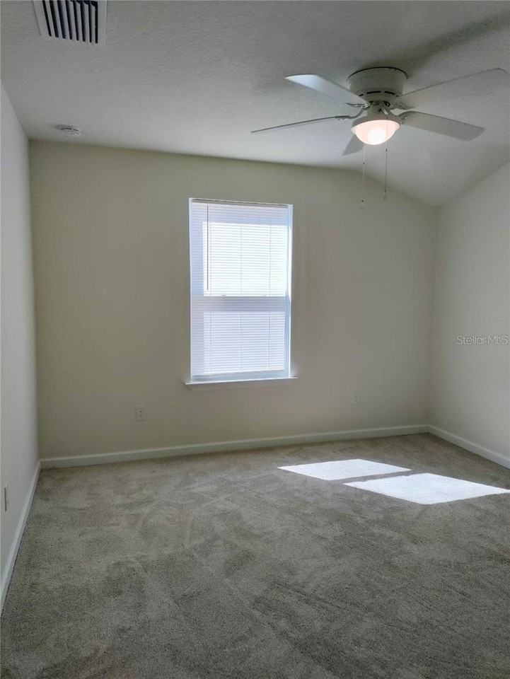 100 S Stone St #B - Photo 7 of 10