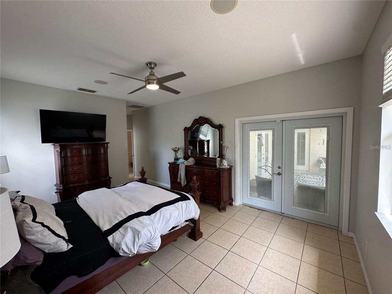 2721 Athens Dr - Photo 3 of 10