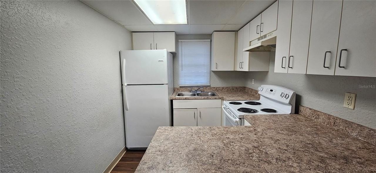 1229 Kennedy Rd #69 - Photo 4 of 7