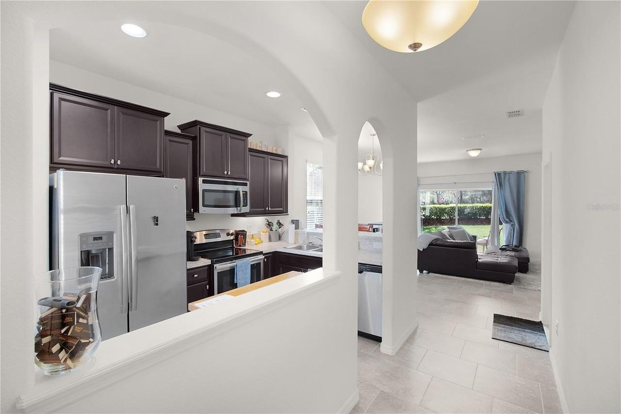 107 Phillip Scott Dr - Photo 3 of 25