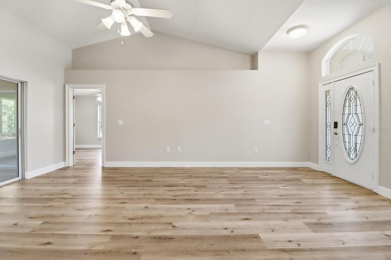 8520 N Elkcam Blvd - Photo 6 of 27