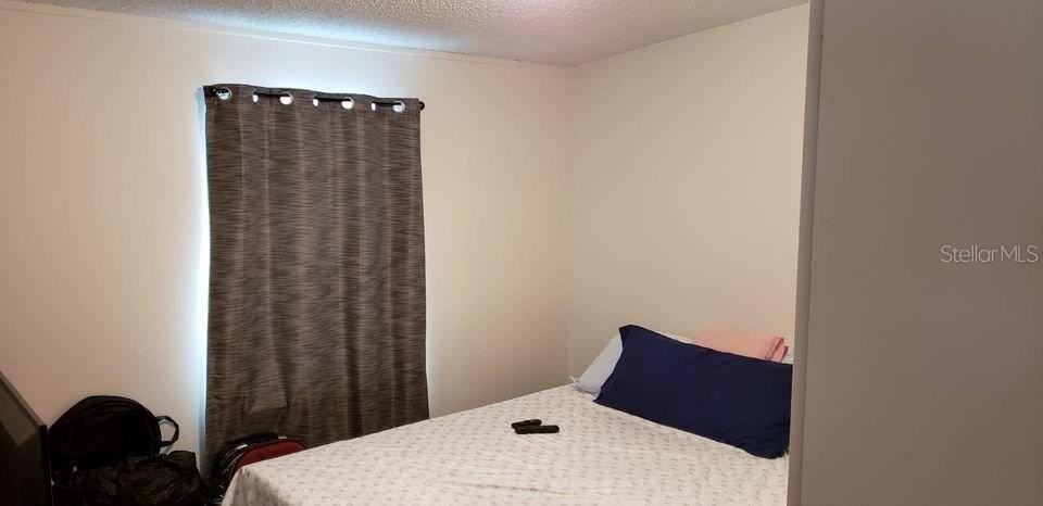 1089 Greenskeep Dr - Photo 4 of 8