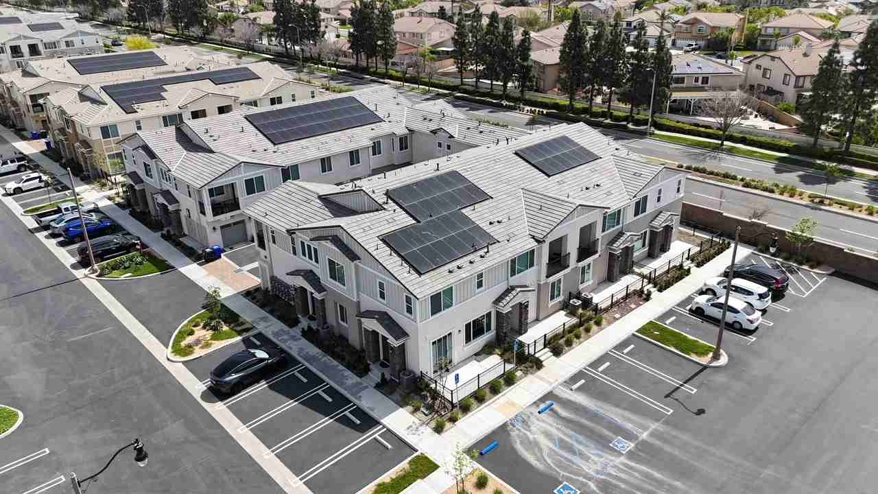 16541 Wyndham Ln #2 - Photo 2 of 18