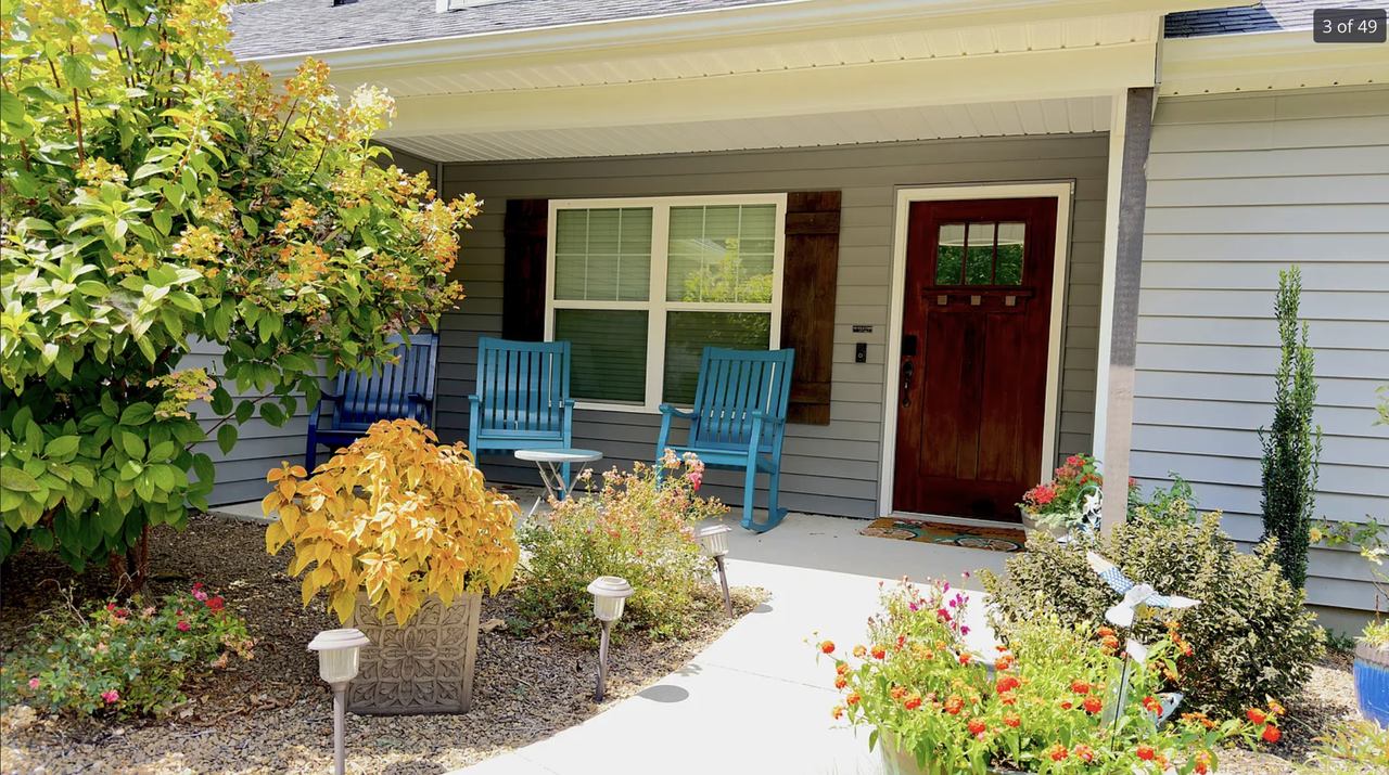 18 Primrose Ln #1 - Photo 3 of 22