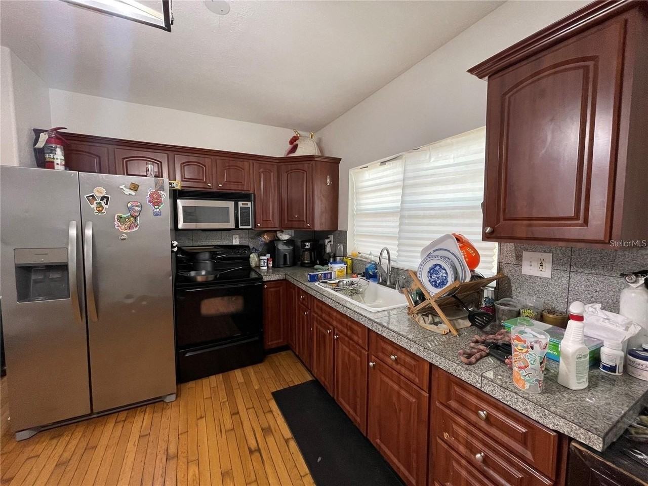 2312 E 9th Ave - Photo 4 of 13