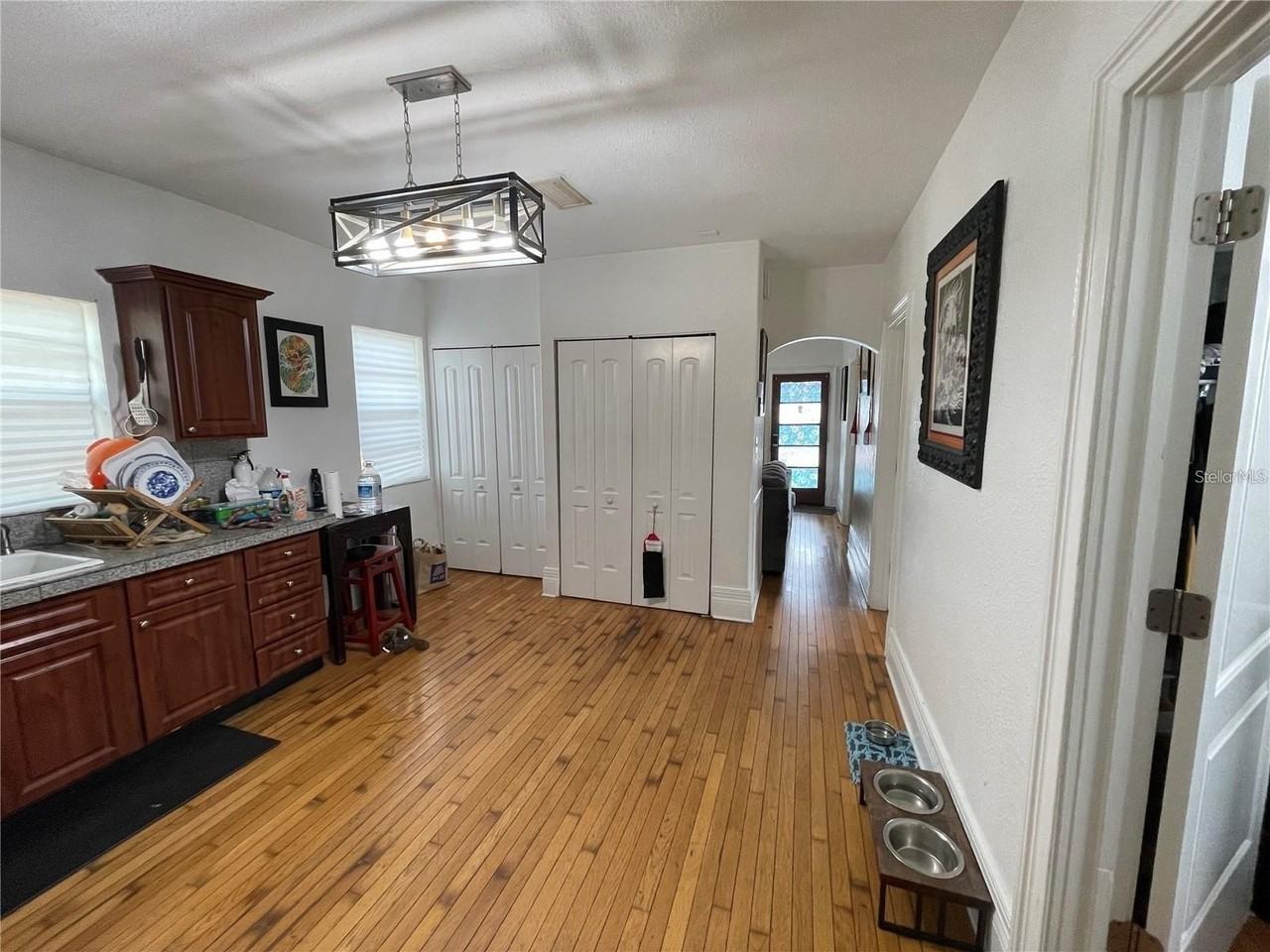 2312 E 9th Ave - Photo 5 of 13