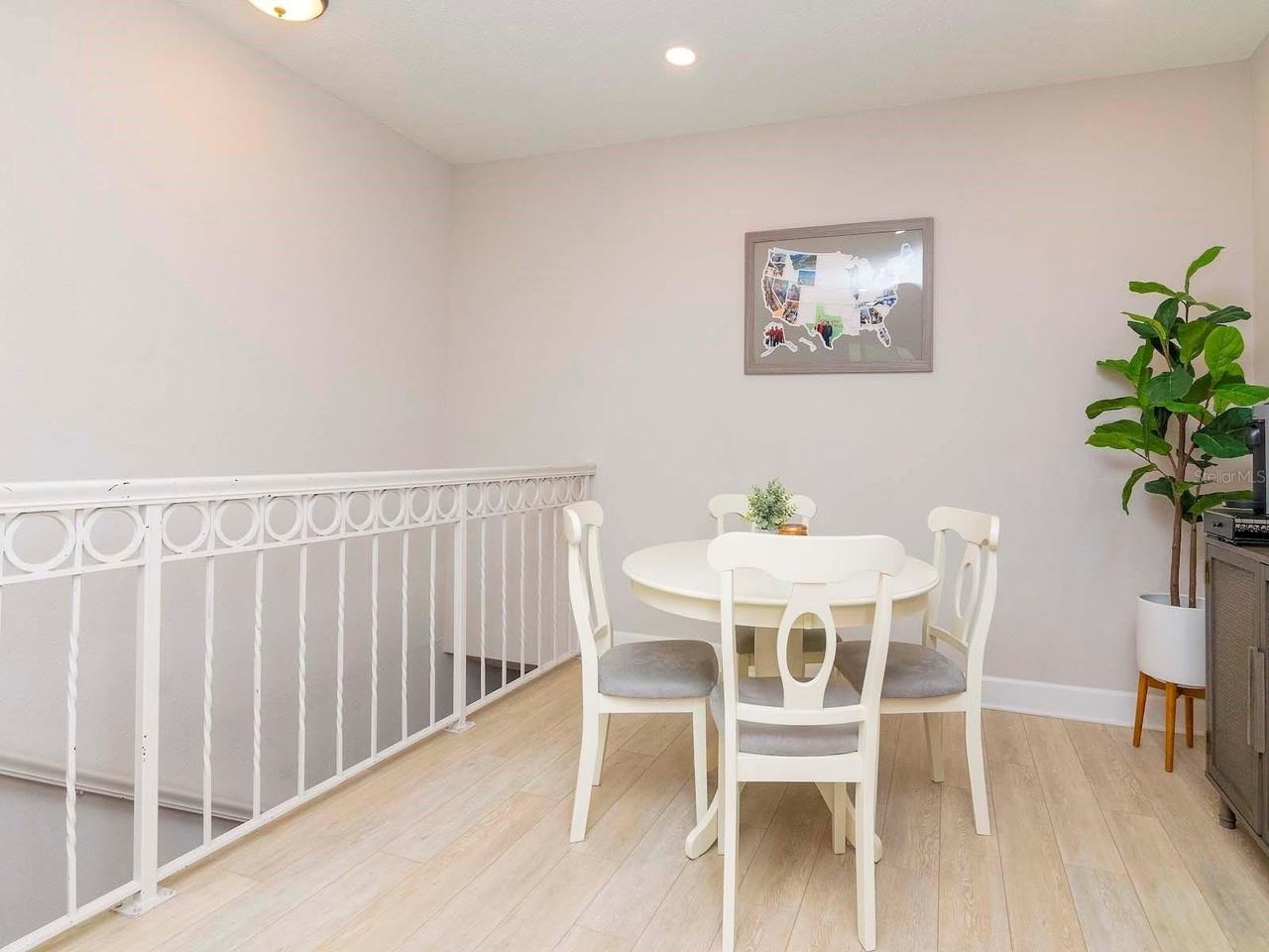 1036 Normandy Trace Rd - Photo 5 of 31