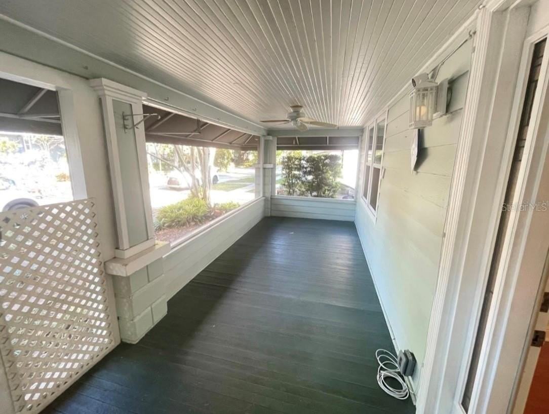 1231 Highland St N - Photo 4 of 29