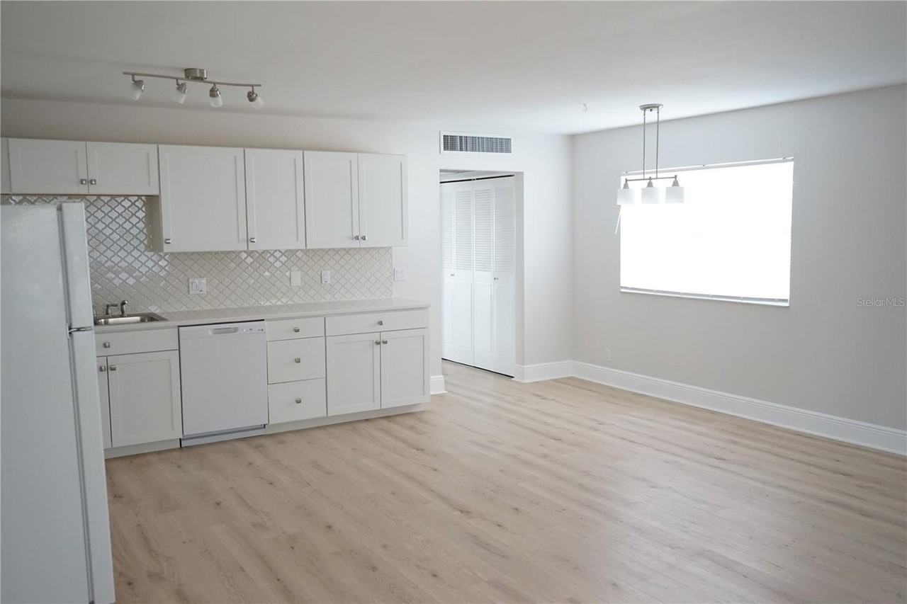 1802 Bedford Ter #183 - Photo 4 of 13