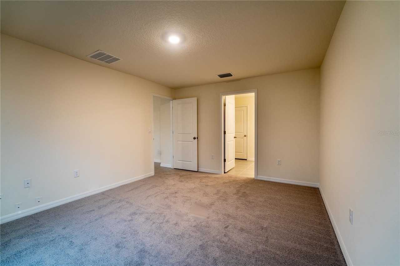 9206 Sapphire Creek Pl - Photo 4 of 13