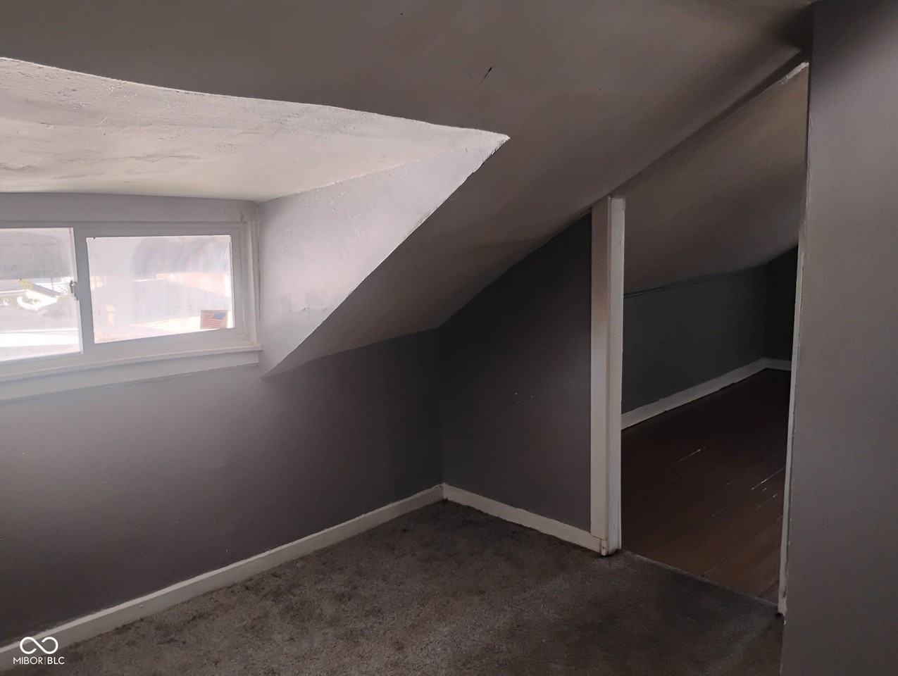 316 E Franklin St #3 - Photo 3 of 8