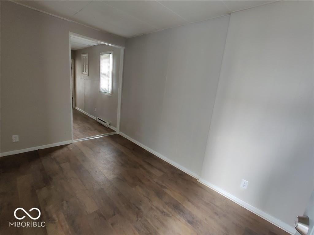 106 W Pennsylvania St - Photo 2 of 7