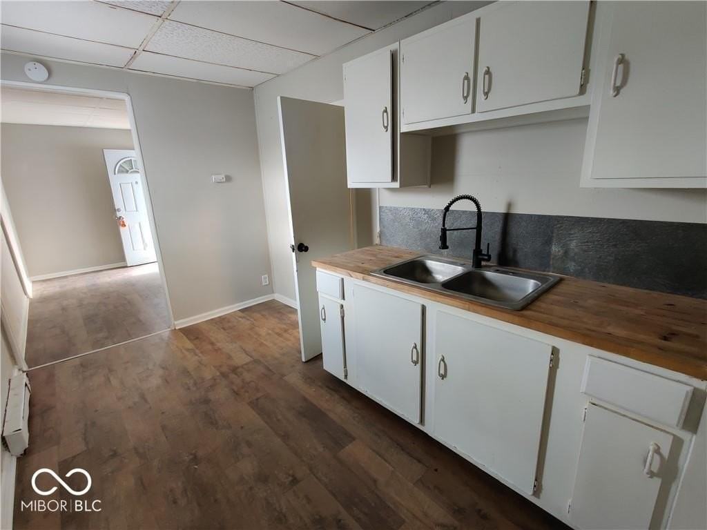 106 W Pennsylvania St - Photo 3 of 7