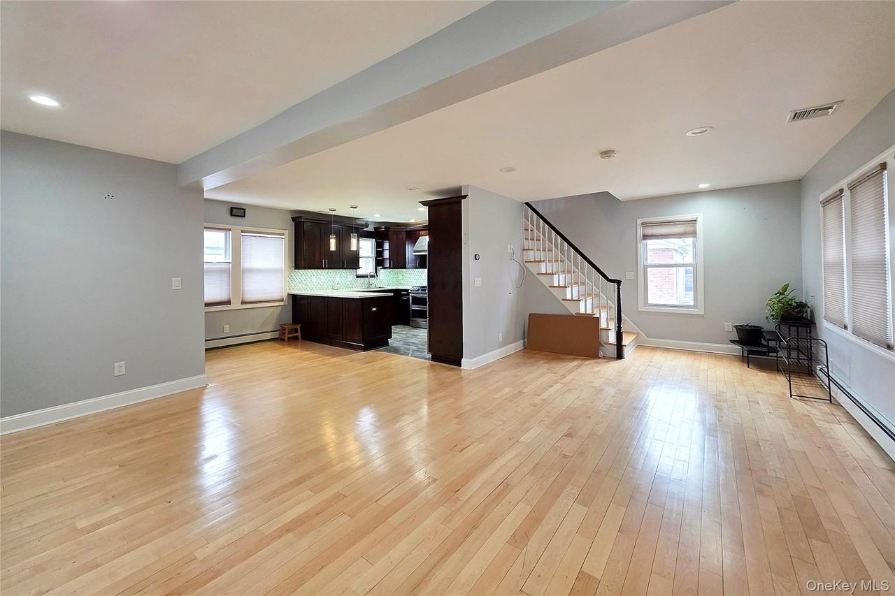 18 Prospect St - Photo 2 of 19