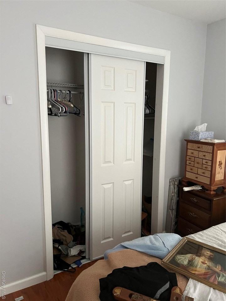 7 Bank St Unit 2 - Photo 2 of 10